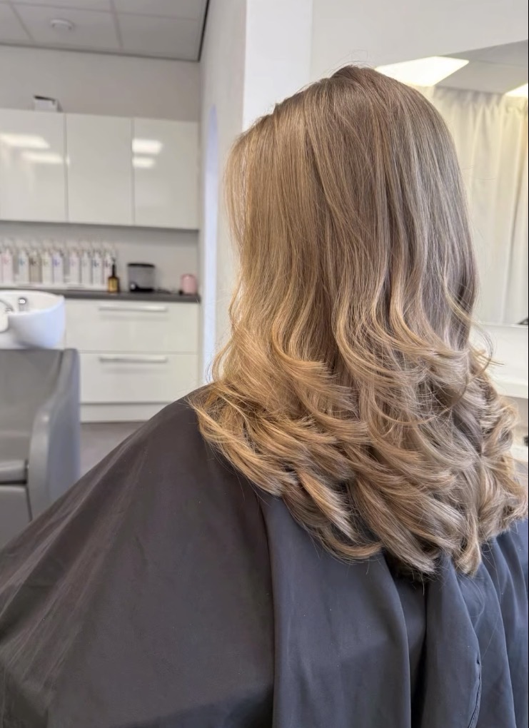 Warm blond, lagen